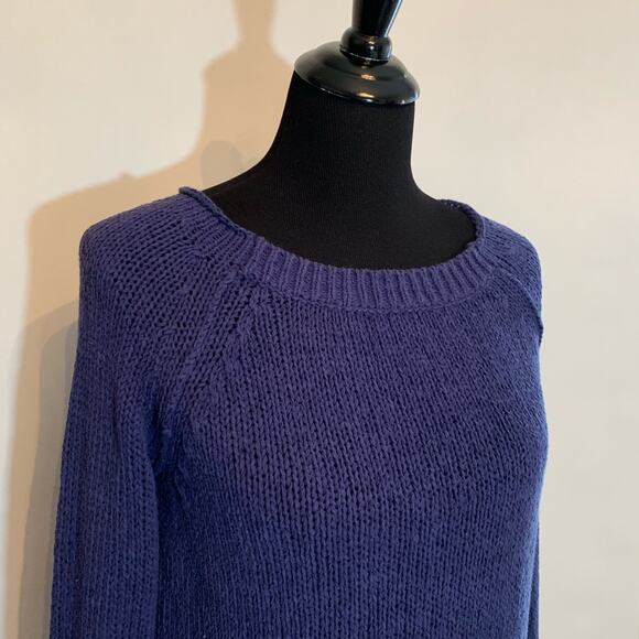 Vince blue crewneck knit ribbed trim sweater size Extra Small XS - Picture 2 of 11